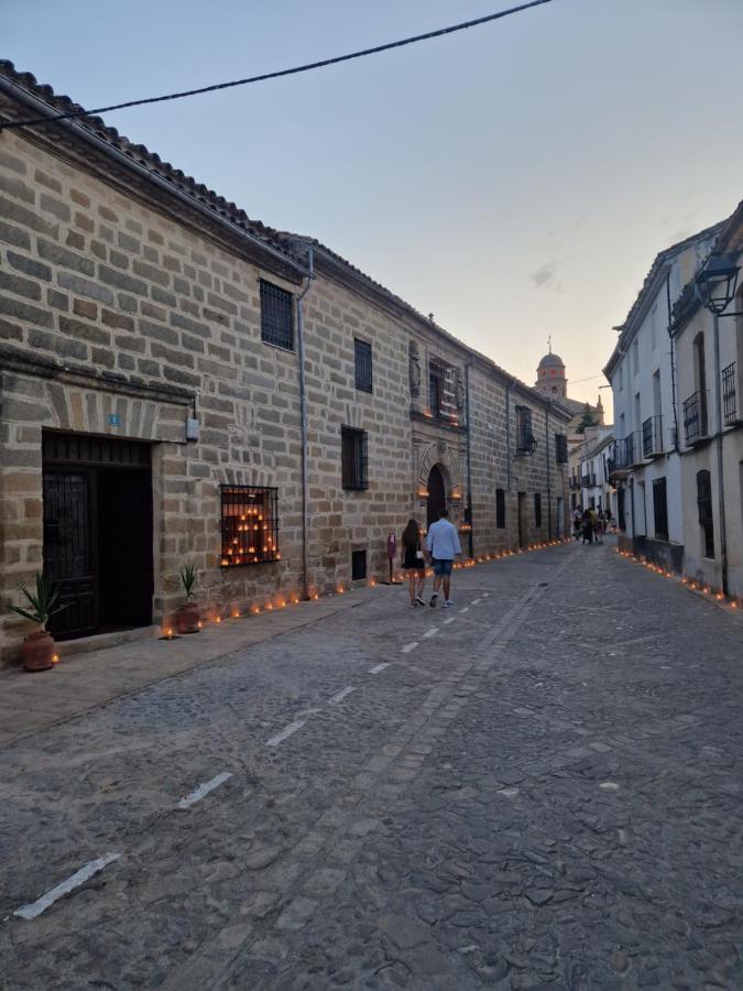 Apartamento V27 Baeza Bagian luar foto